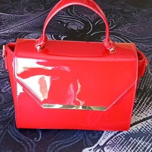 Red Glossy Handbag-Pin-up